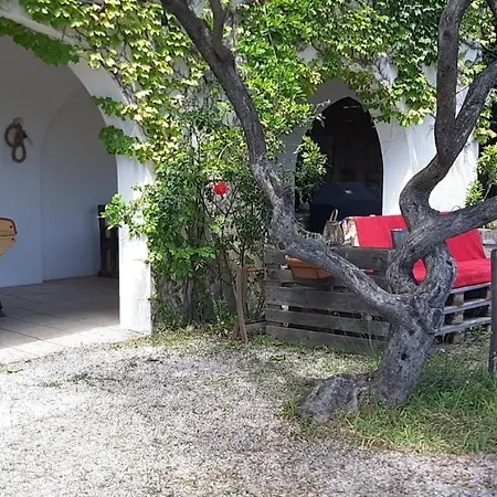 Piscine Vue Sur Le Cap Canaille Apartment *